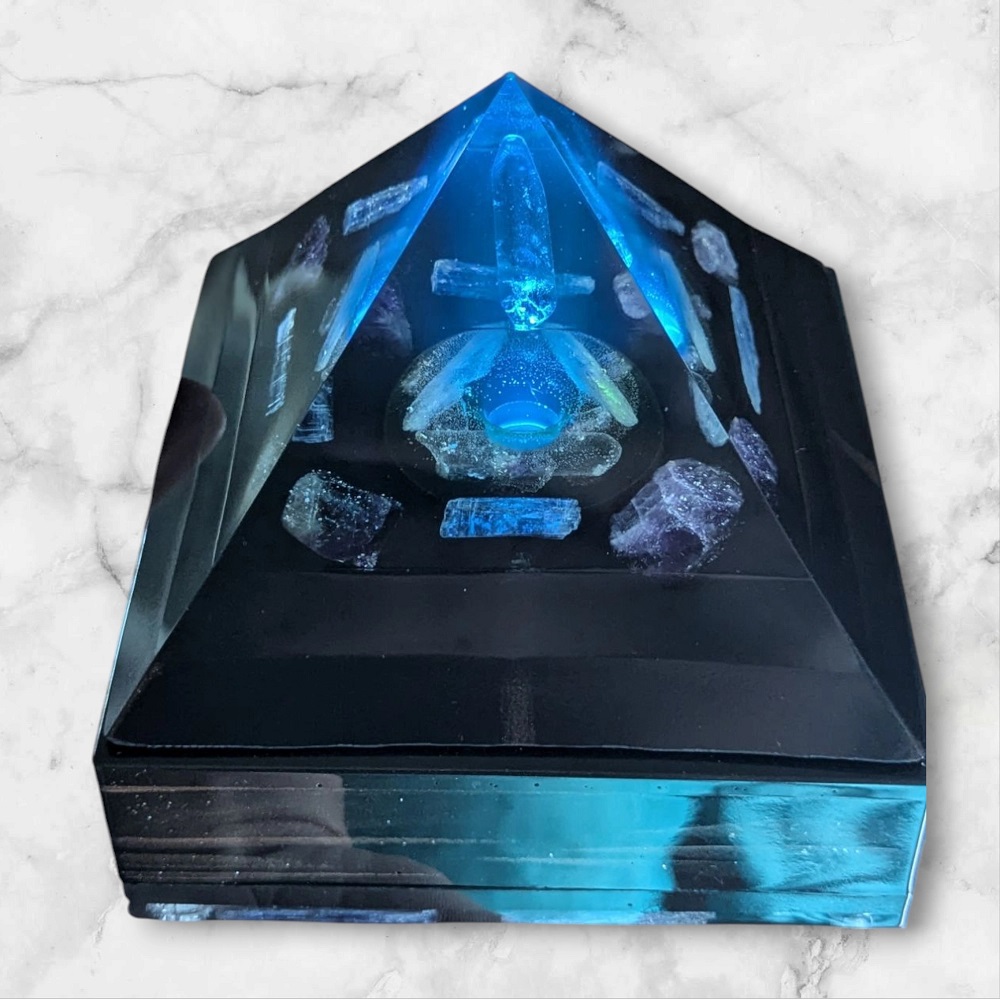 Solara Orgonite Pyramid